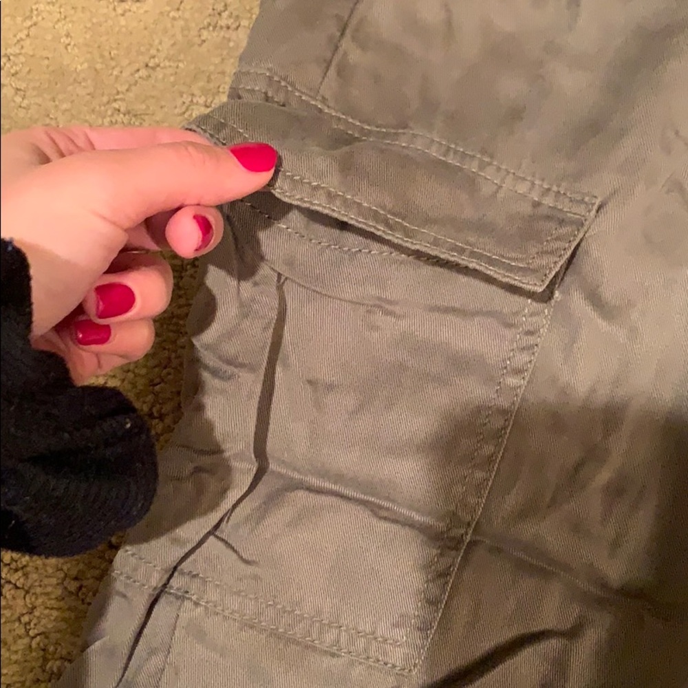 pants - Picture 2 of 5